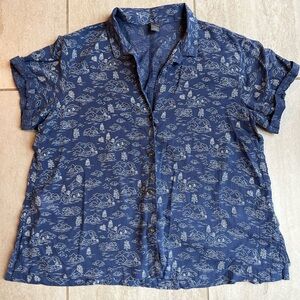 Eddie Bauer blue and white mountain forest print button-up shirt 
Women’s size L